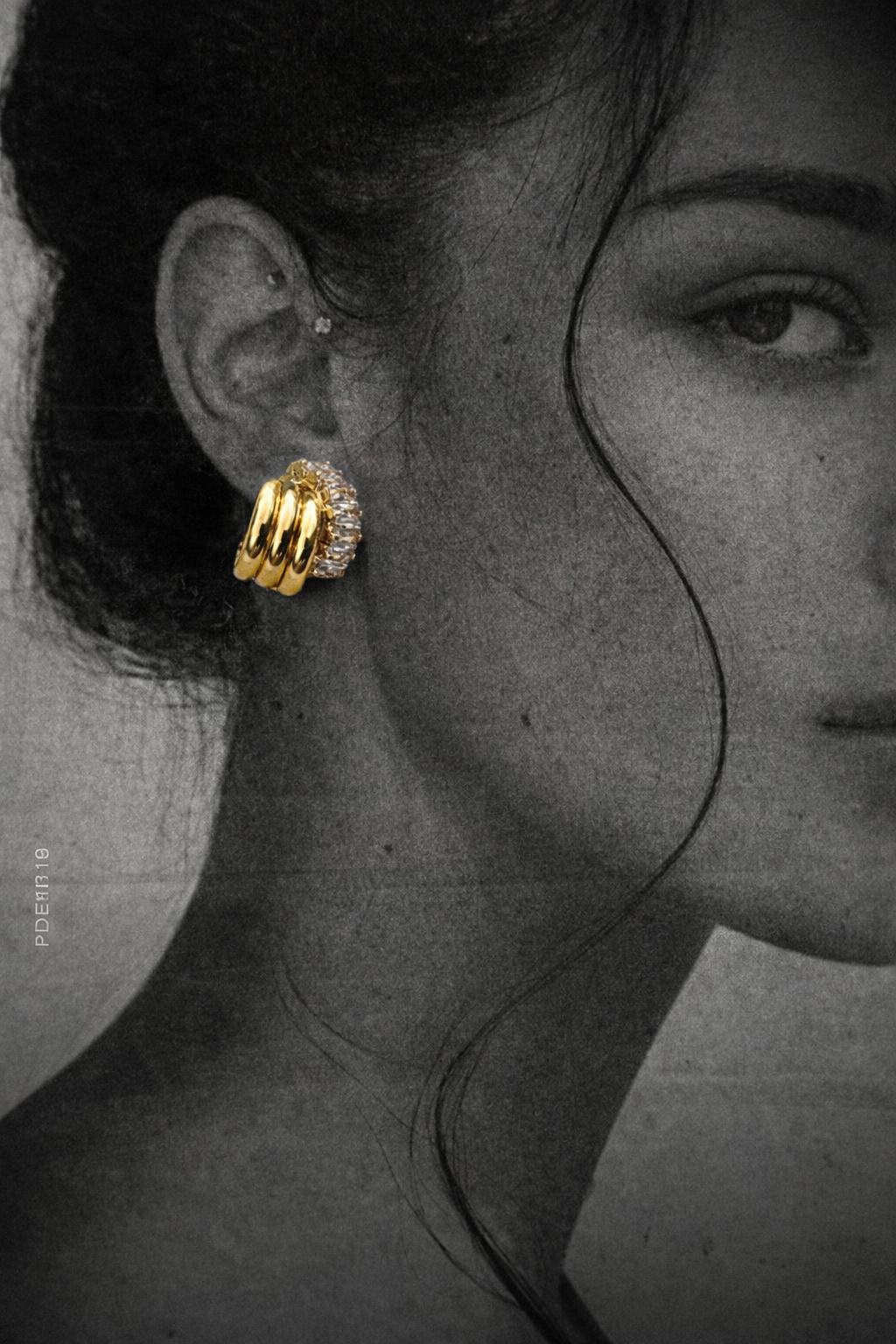 Aurora Baguette Gold Hoop Earrings MYMER0003